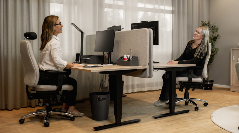 Ergonomisk kontorsarbetsplats